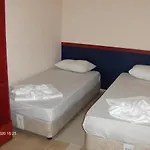 Odessa B&B 아브살라르